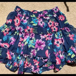 Women’s barely worn Aeropostale skirt